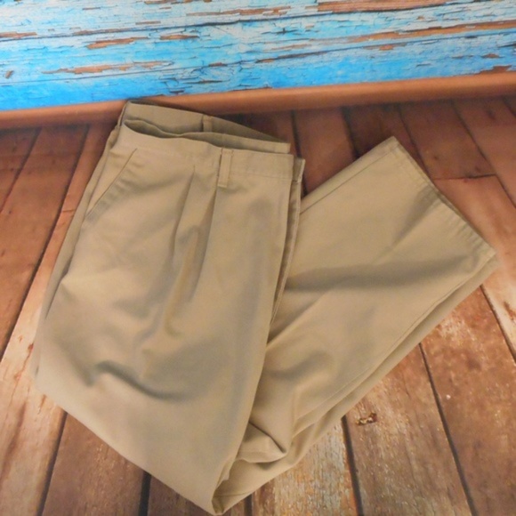 Rustler Other - Rustler Khakis Size 42x30